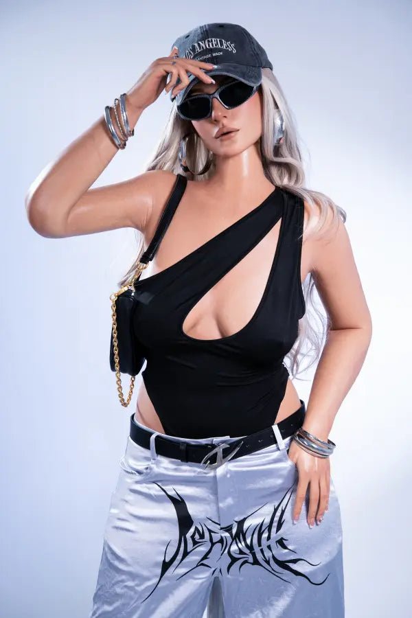 Streetwear Articulated Finger Sex Doll 165cm (5'4") - Alessia - Image 4