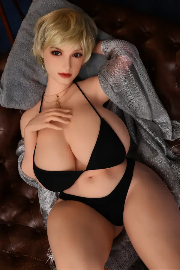 Stella – 159cm (5'2") Large Bust TPE Sex Doll – US Stock 7 Stella 159cm TPE sex doll with short blonde hair and black bikini top in a standing posture.